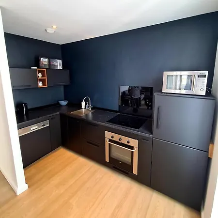 2 Bedrooms 5 Min Walk To Croisette Cannes
