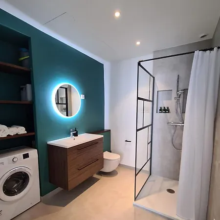 2 Bedrooms 5 Min Walk To Croisette Apartamento