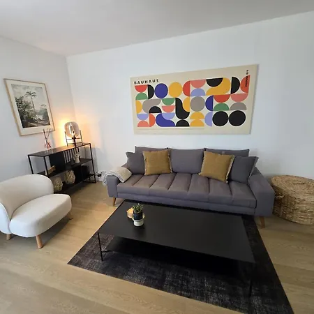 Apartment 2 Bedrooms 5 Min Walk To Croisette Cannes