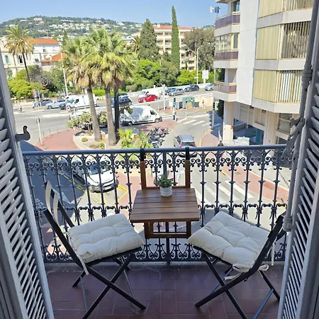 2 Bedrooms 5 Min Walk To Croisette * Cannes